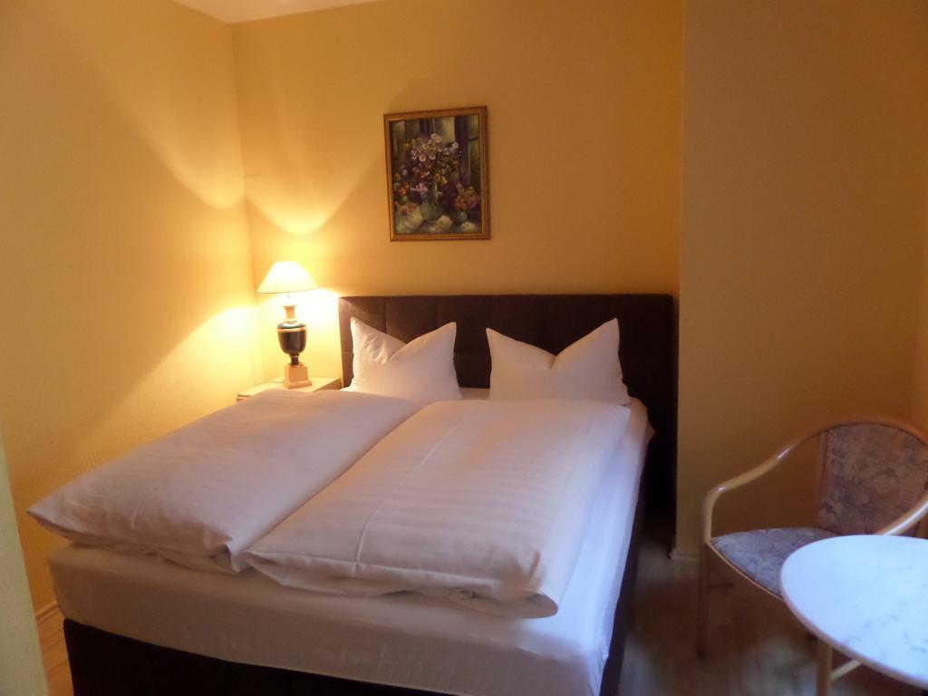 Am Sudenburger Hof Gasthof 2*