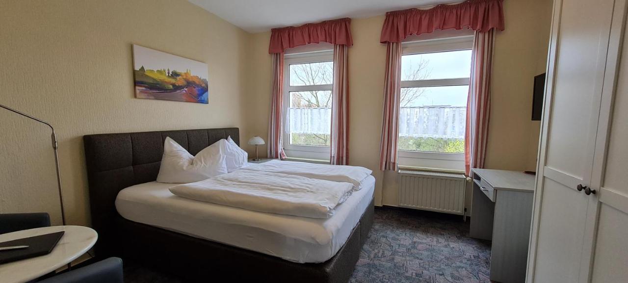 Sudenburger Hof 2*